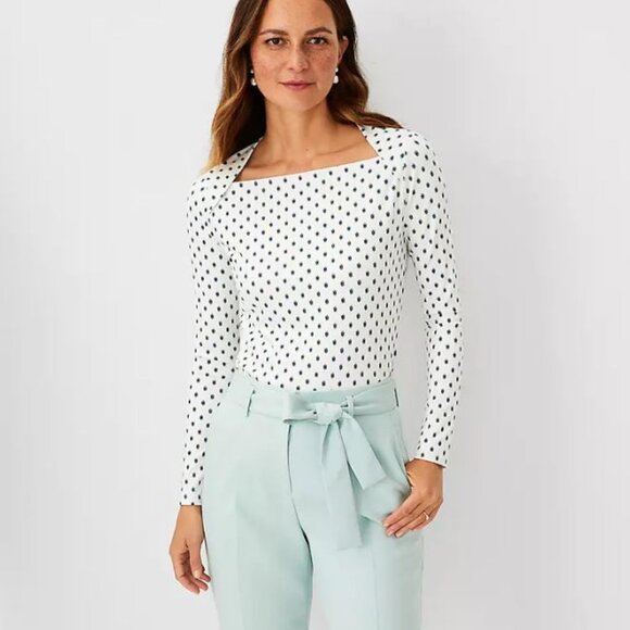 NWT Ann Taylor Geo Refined Stretch Top - size XL - Picture 1 of 2